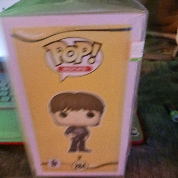 Funko Pop!Rocks-BTS J-Hope,JungKook,Suga,RM,Jimin,Jin,& V-Fiscal Autographed!!!! - Picture 7 of 11